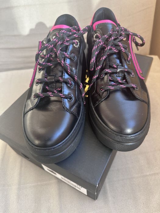 Дамски сникърси  DARIS