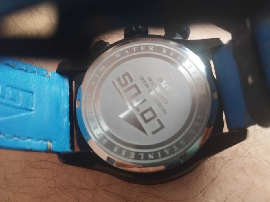 Часовник Lotus кожа син