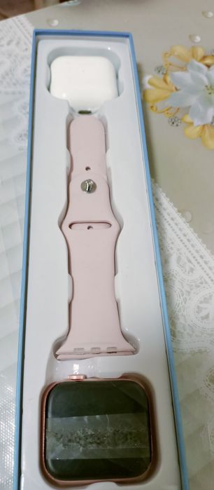 Продам часы Apple watch 8