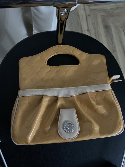 Женская сумочка