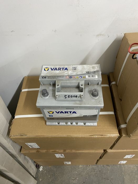 Продам АКБ аккумлятор Varta