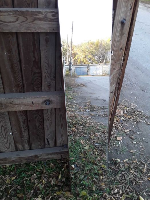 Зеркало в хорошем состоянии