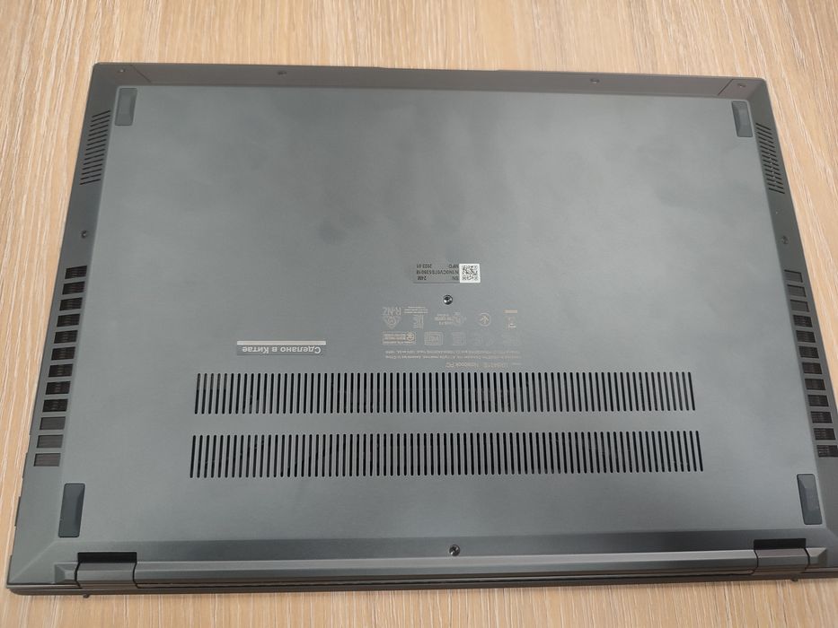 СРОЧНО продам ноутбук Asus Zenbook 14 OLED