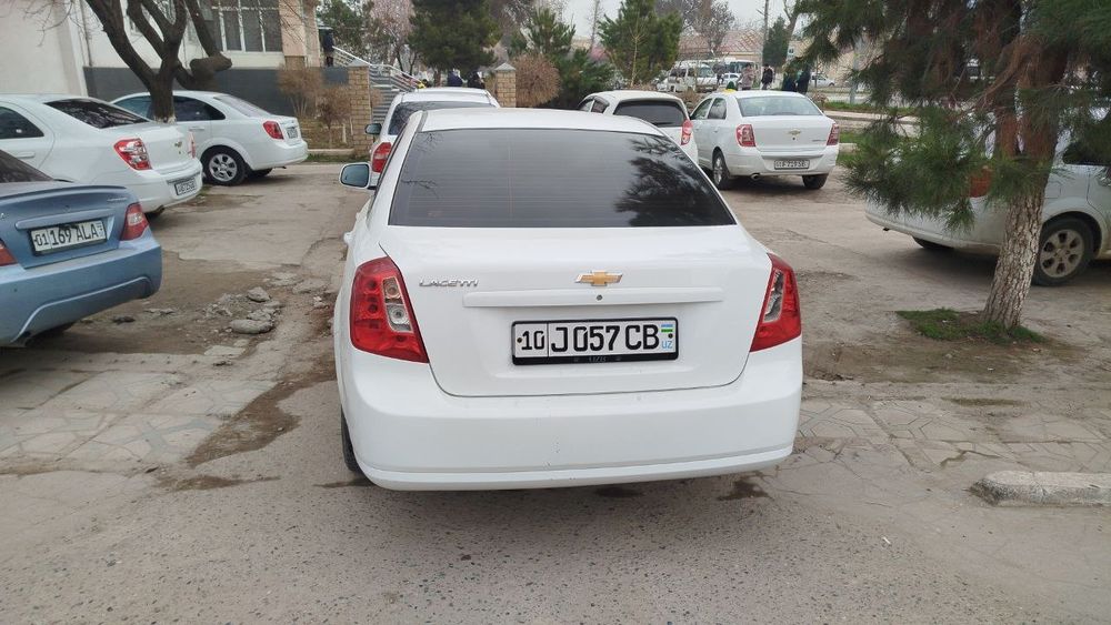 Sotiladi moshina jentra