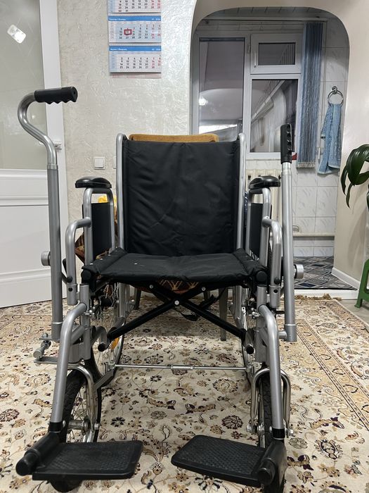 Инвалидная коляска