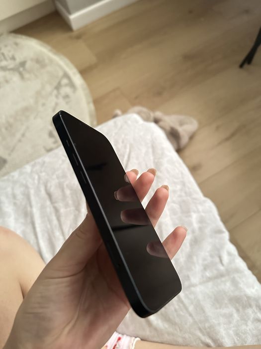 Iphone 13 тёмная ночь