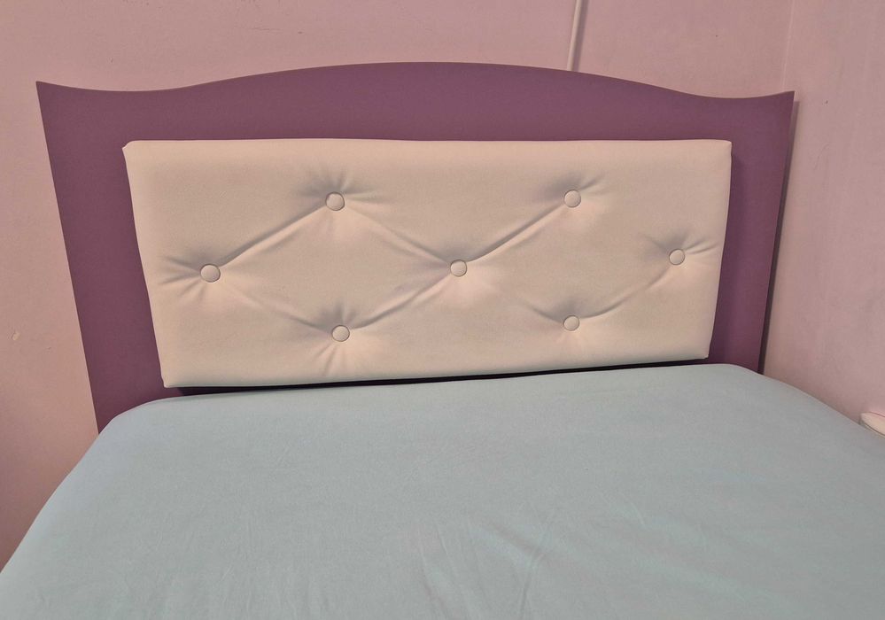 Комплект обзавеждане за детска стая. Легло, гардероб, бюро и скрин