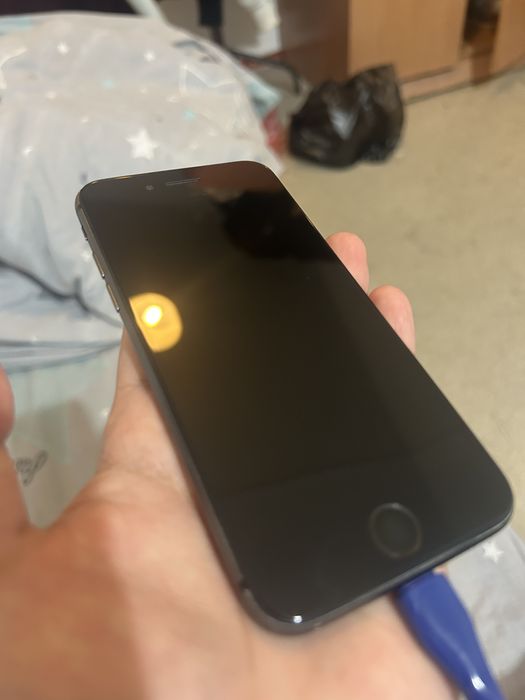 Айфон 8 64гб/100% акп