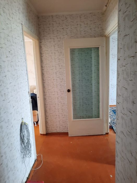 Сдам 2ком квартиру в районе 10 школы
