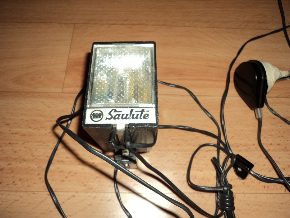 Съветска ретро светкавица САЛЮТ и СЭФ 2