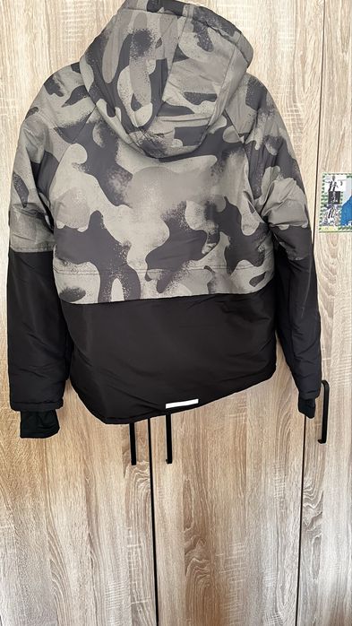 Зимно яке за момче.