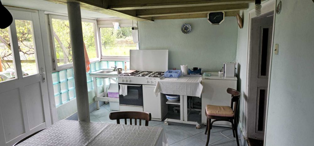 Casă cu livadă și râu – Almașu Mare