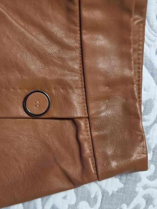 Кожаные шорты-юбка