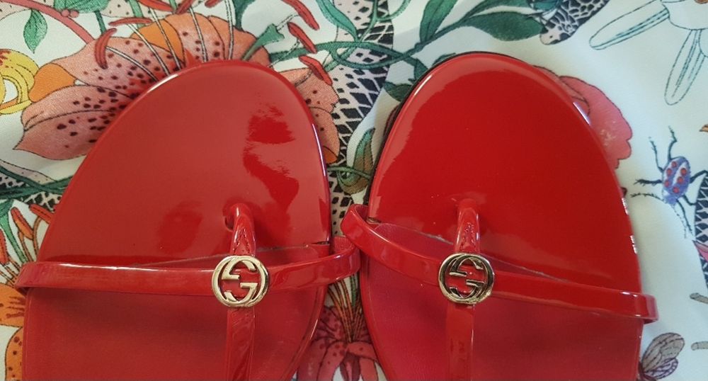 Gucci  сандали 37. 1/2