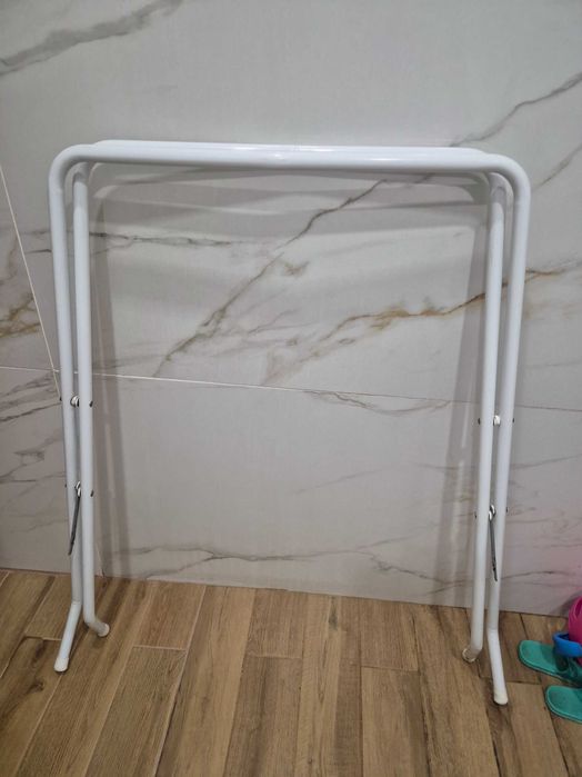 Стойка за бебешка вана