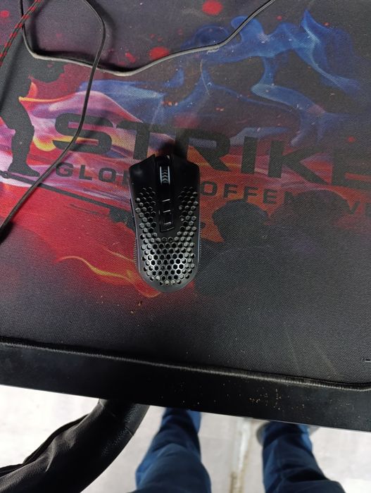 Kompyuterxona sotiladi