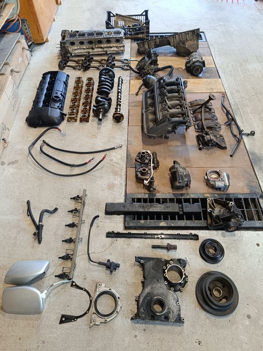 Двигател  м54 б25  бмв