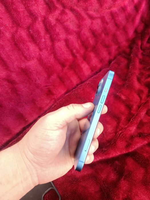Обменяю Iphone 13 128гб