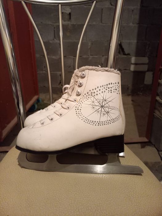 Коньки 35 размер