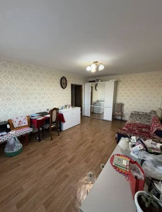 Продам квартиру в мкрн Сарыарка не дорого