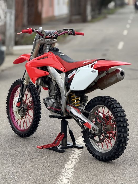 Vând Honda CRF 450R/Stare bună/1999€neg!