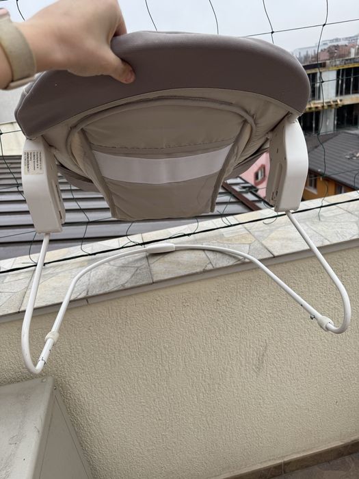 Scaun de masa si bouncer Hauck Alpha