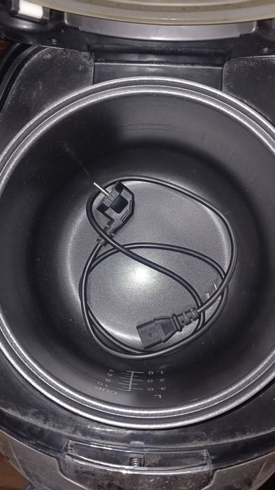 Мультиварка редмонд