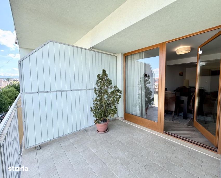 Apartament 3 camere 2 bai de inchiriat, Sibiu