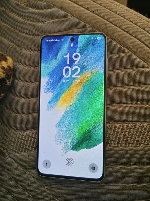 Vand scimb samung 21 fe5g 8 gb ram stare 10 husa antisoc