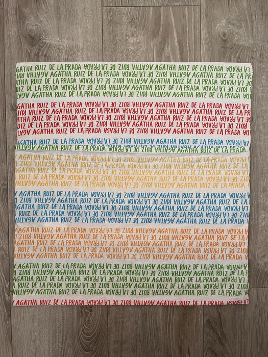 Față de perna Agatha Ruiz de la Prada