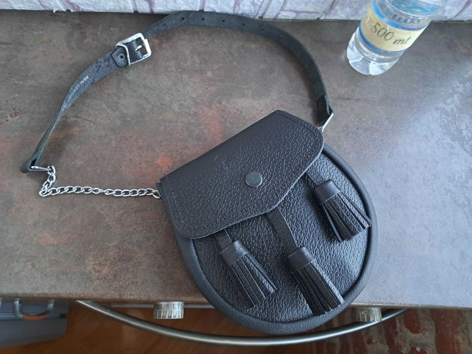 дамска чанта за кръста,малка черна кожена чантичка-Нова естествена кож