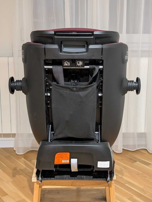 Детско столче за кола Britax Romer Advansafix IV R (9-36 кг) - лилаво