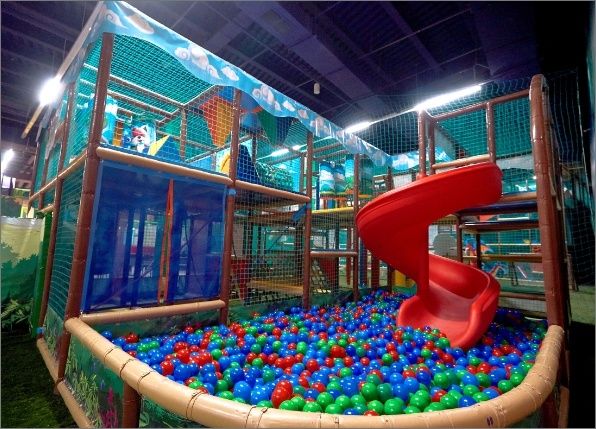 Детский лабиринт горка площадка аттракционы