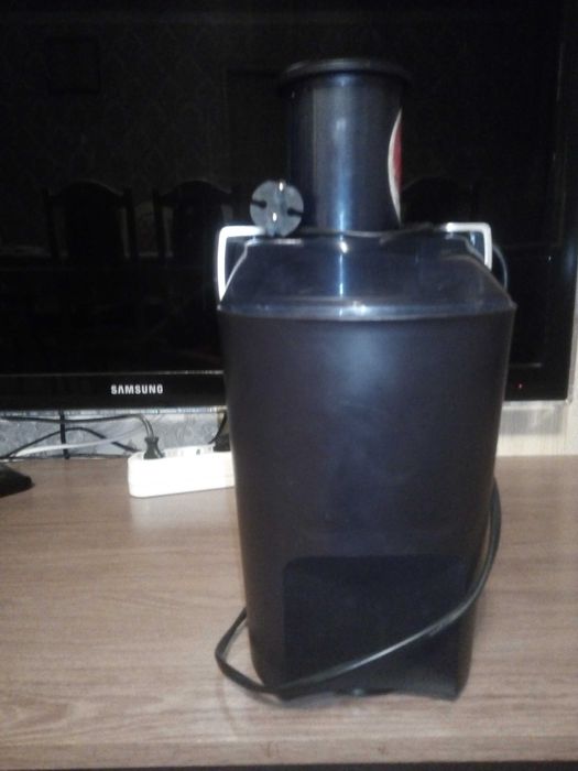 Продаю соковыжималку
