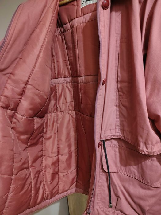 Haină cu glugă pentru iarnă