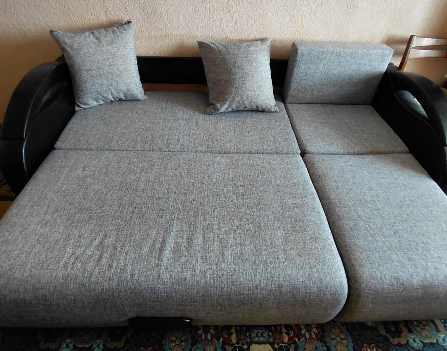 Продам  диван для гостиной