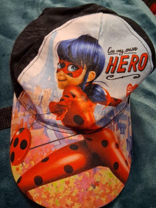 Ghiozdan și Șăpci Miraculos