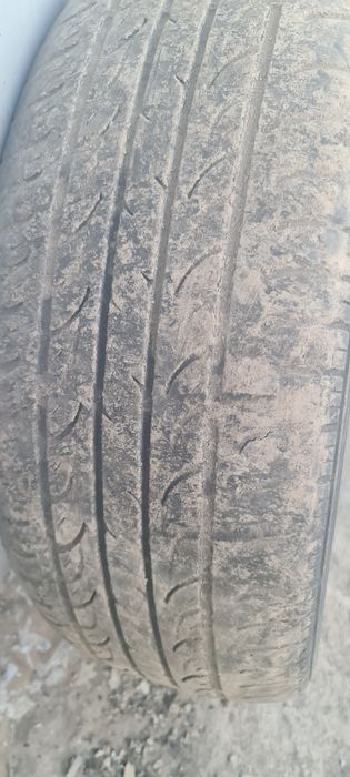 Продам шину P225/60R16