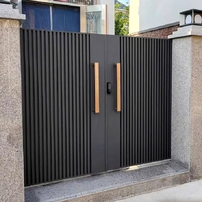 Варота, решетки,перила металлические