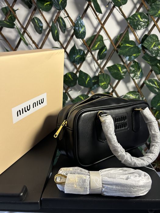 Geanta Miu Miu Black totebag