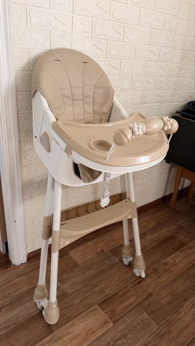 Детский столик для кормления