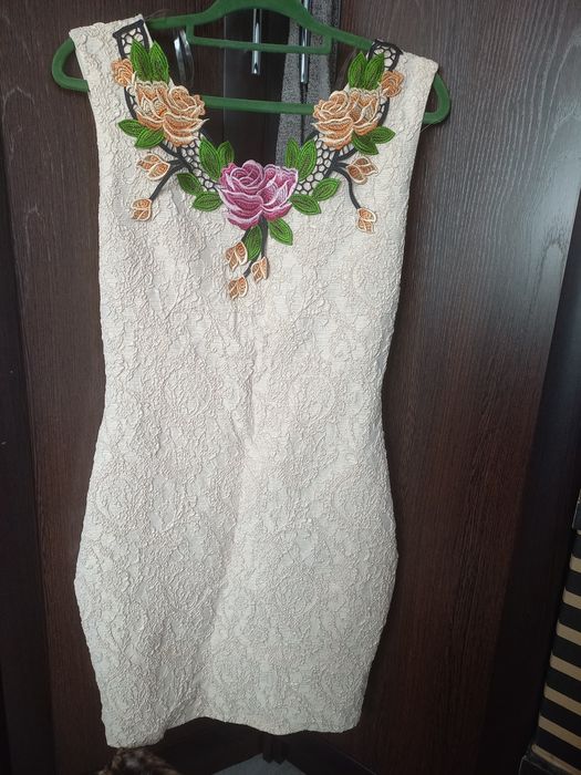 Продам     платье