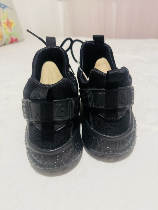 Маратонки Nike Air Huarache 42.5, New !