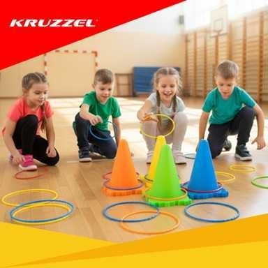 Игра Kruzzel 3в1 "Хвърляне към цел", интерактивна, топки, рингове, конуси