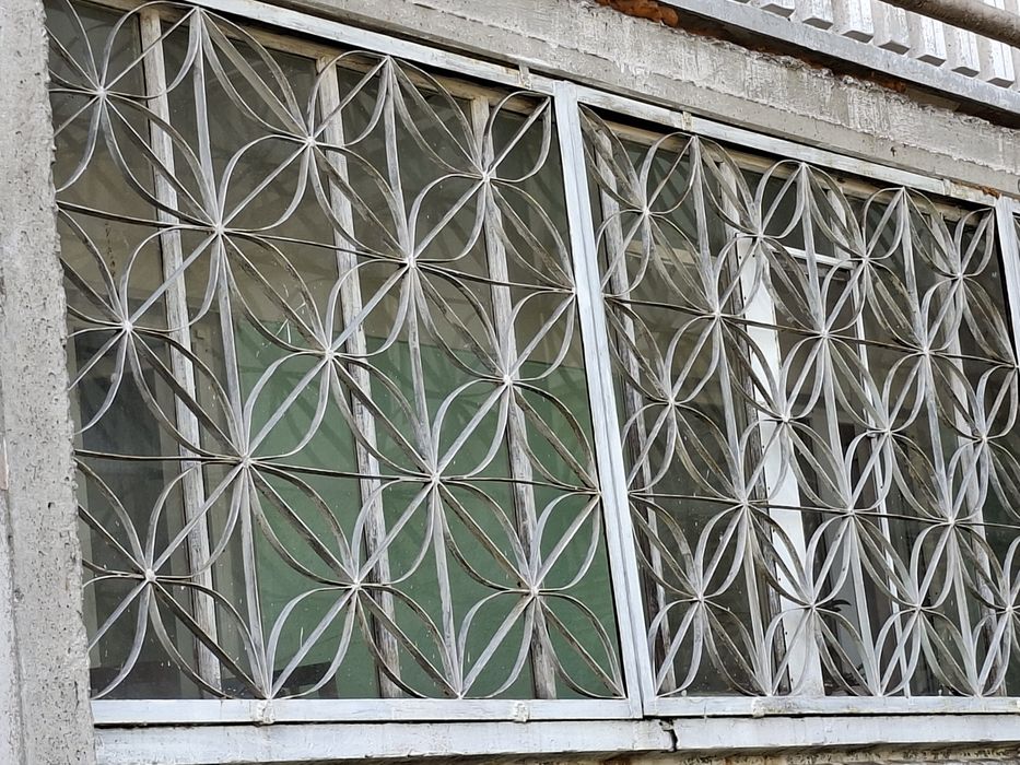 Продам решётки на балкон