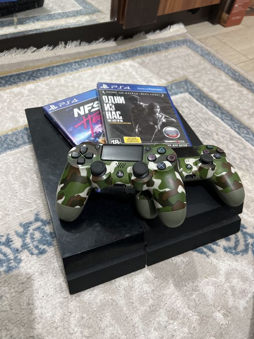 Ps4 500gb 2 джойстика
