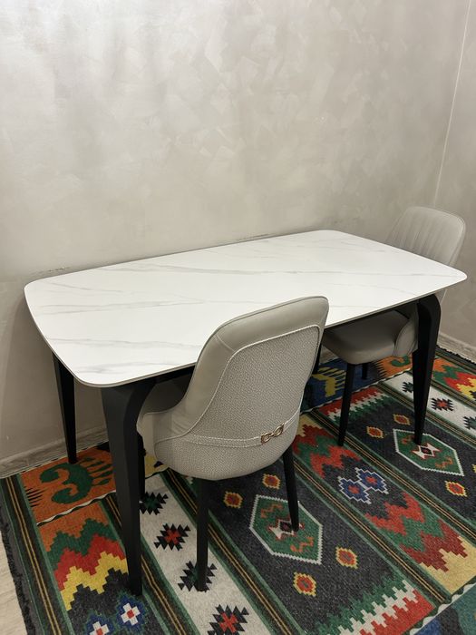 Стол мраморный новый