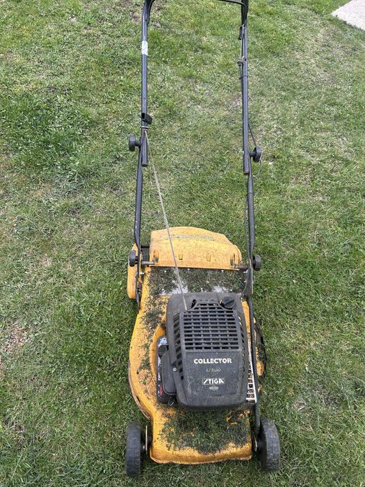 Masina de tuns iarba , 200 de lei