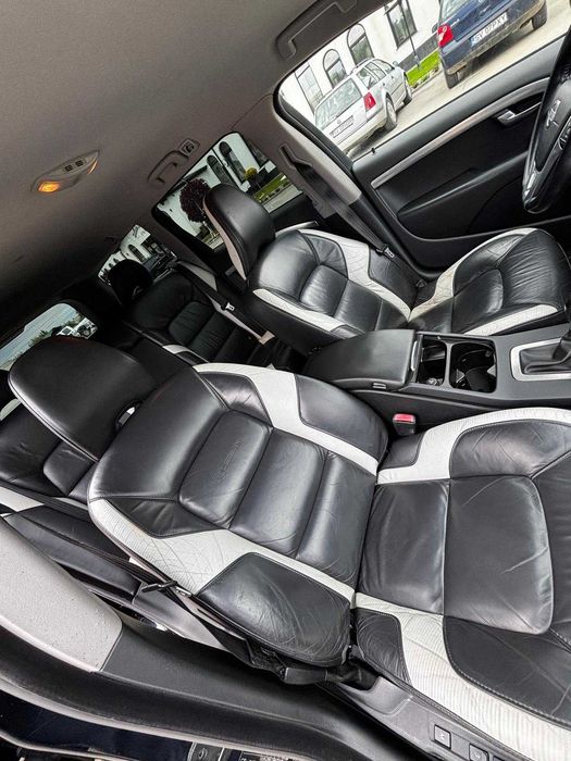 VOLVO V70 2.0d R-Design 2010