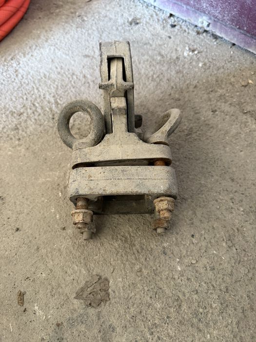 Фаркоп от тоуота ланд крузер 200